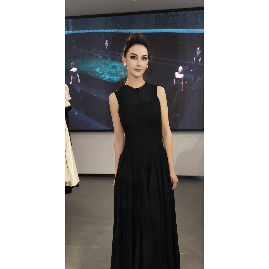 新款气质名媛设计重工针织镂空刺绣蕾丝收腰显瘦连衣裙9903