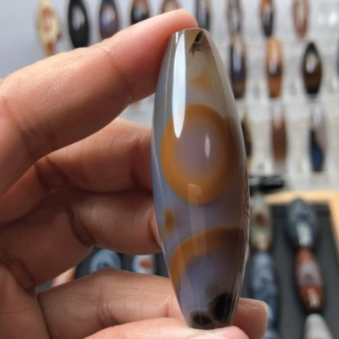 玛瑙/玉髓未镶嵌珠宝半成品