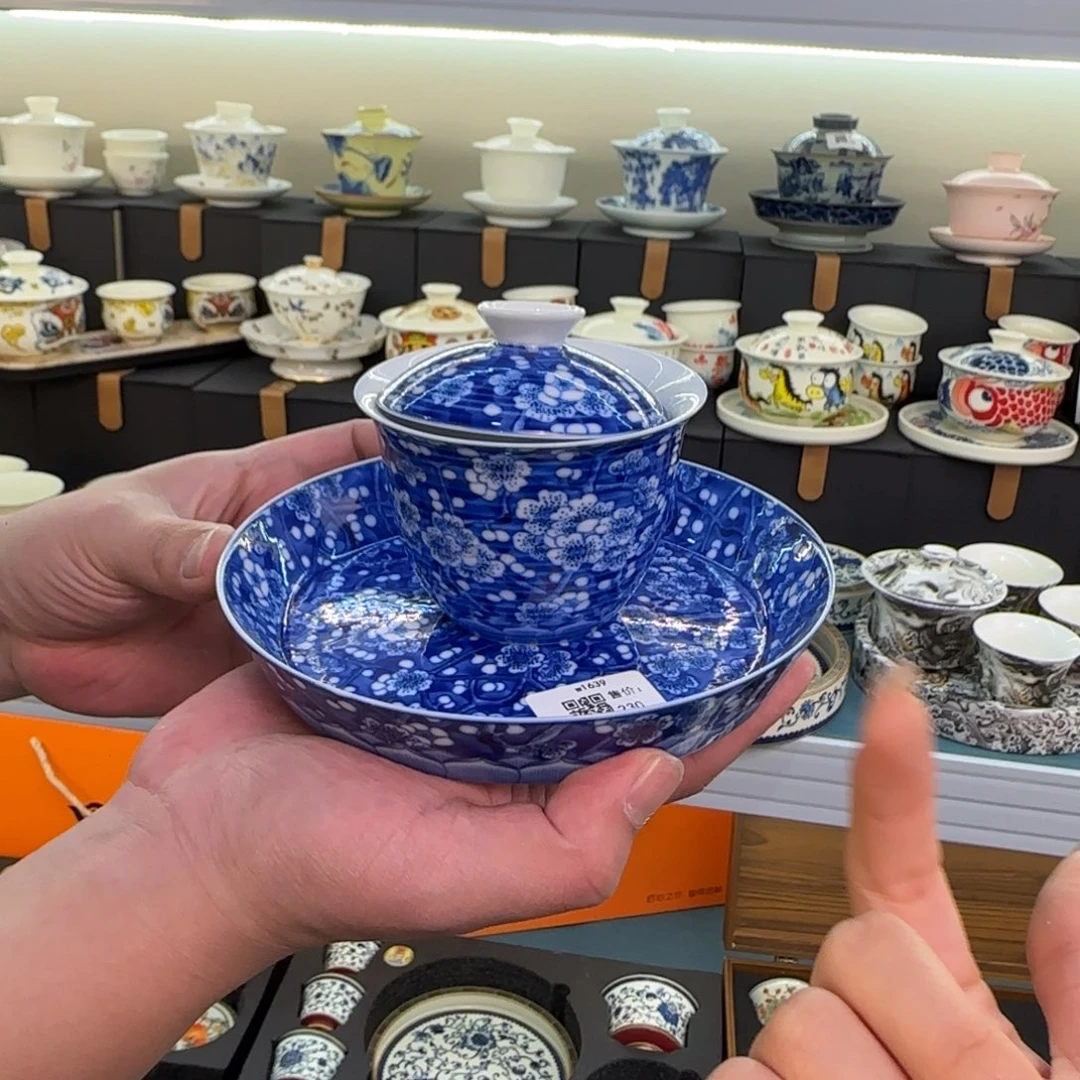 这些盖碗真好看！！！