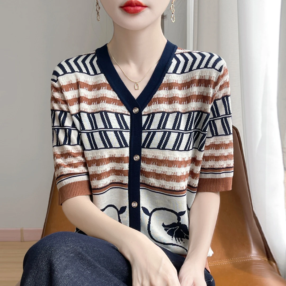 高端胖mm夏装大码冰丝针织衫女士短袖t恤遮肚子巨显瘦v领复古上衣