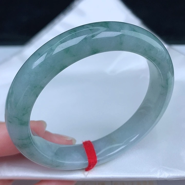 未镶嵌手镯翡翠天然
