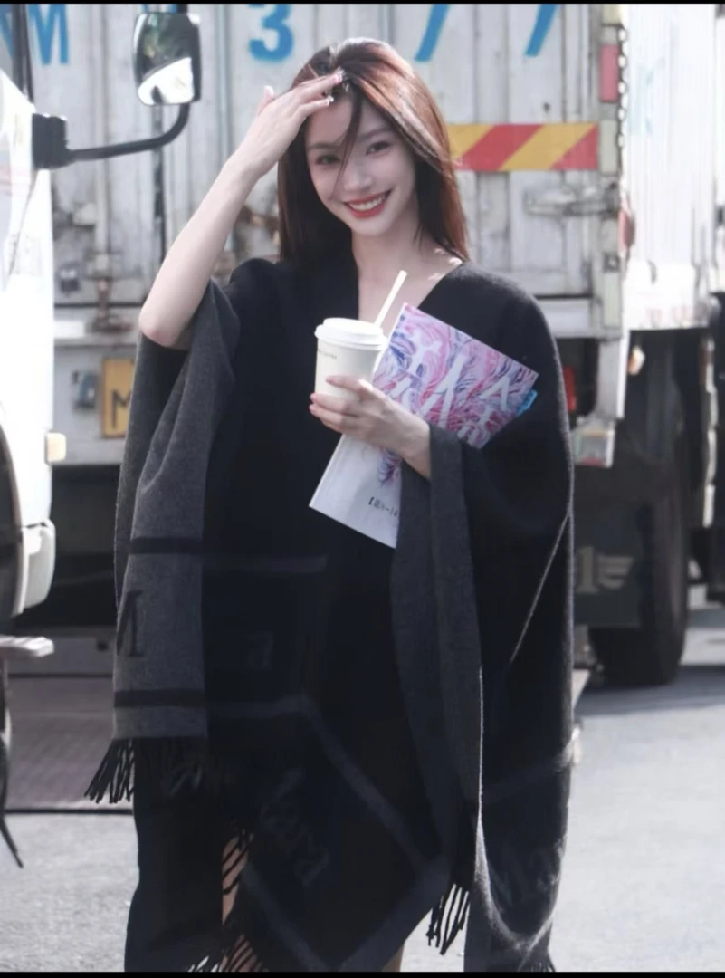 正确版！高端羊绒斗篷