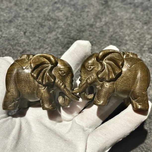 正宗金丝楠乌木富贵大象手把件小摆件小叶桢楠阴沉木整料雕刻收藏