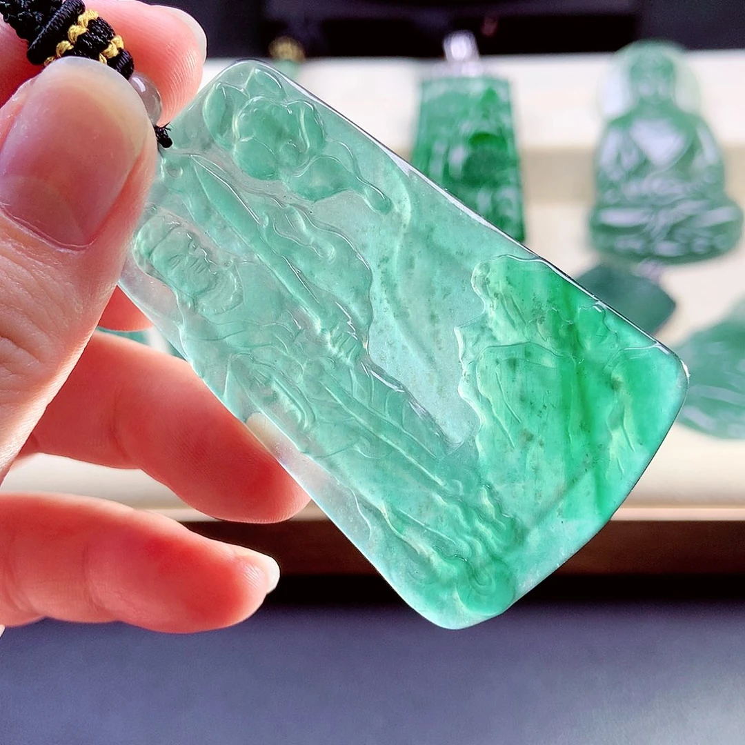 【闪购商品】颈饰未镶嵌翡翠天然