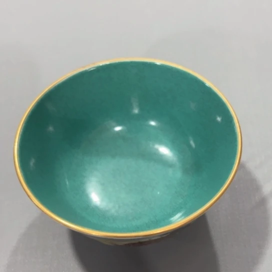 粉彩瓷器等艺术作品