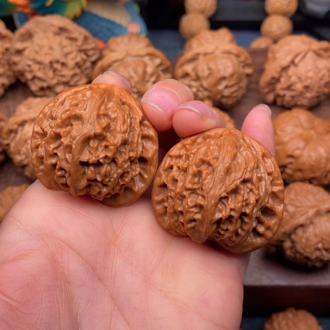 文玩核桃把件38原桩桃心宫灯