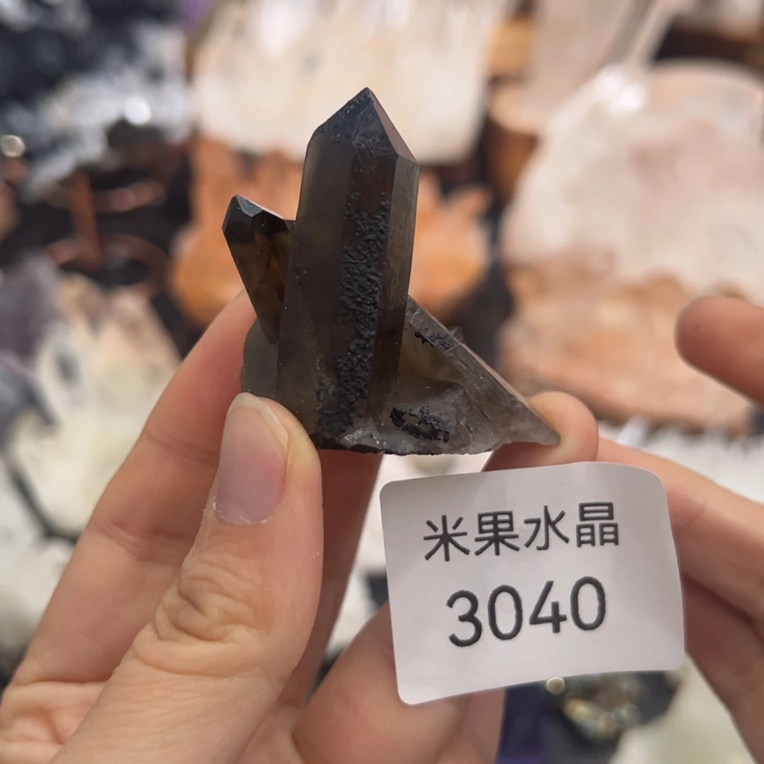 水晶未镶嵌珠宝半成品