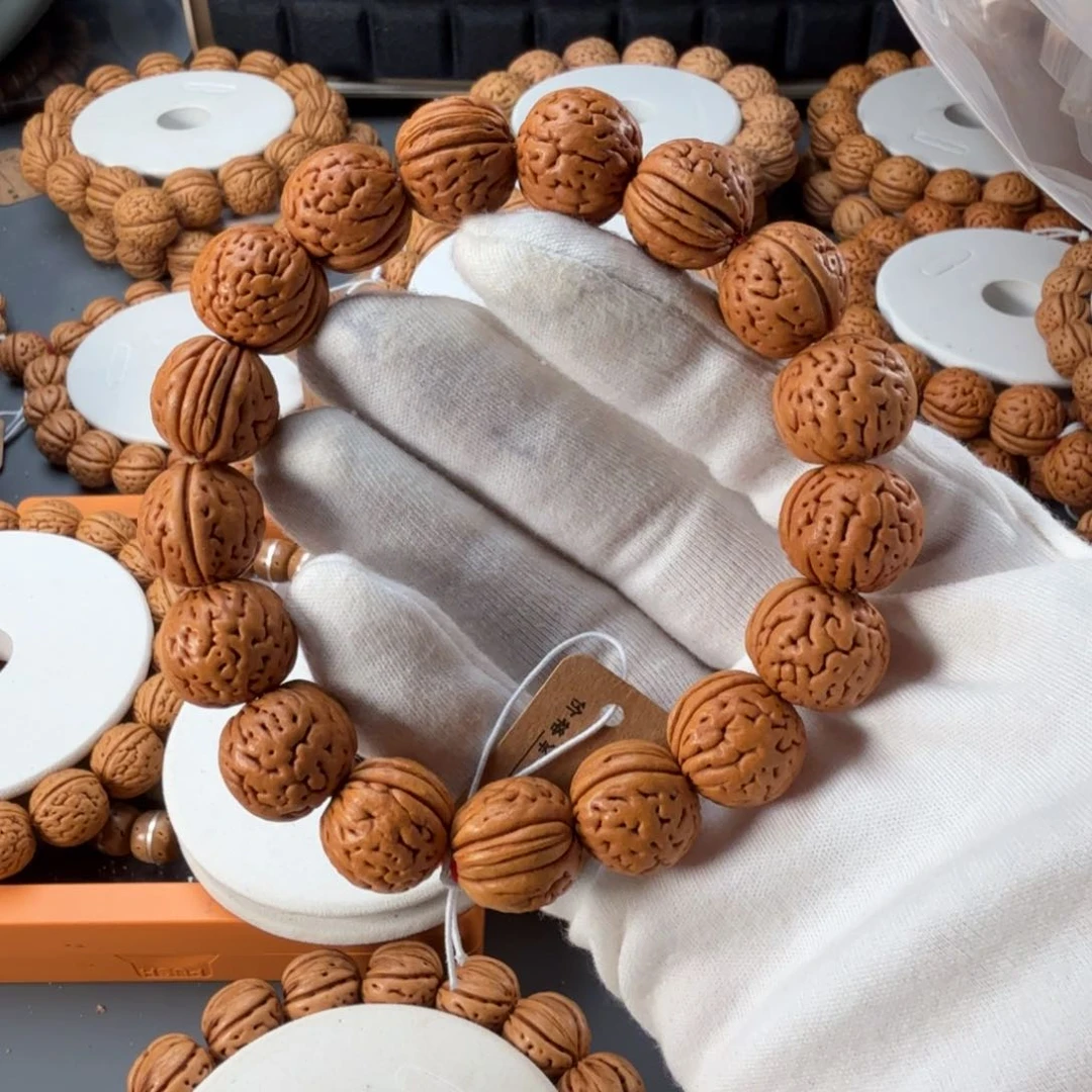 s***n桃核手串盘锦肌肉纹