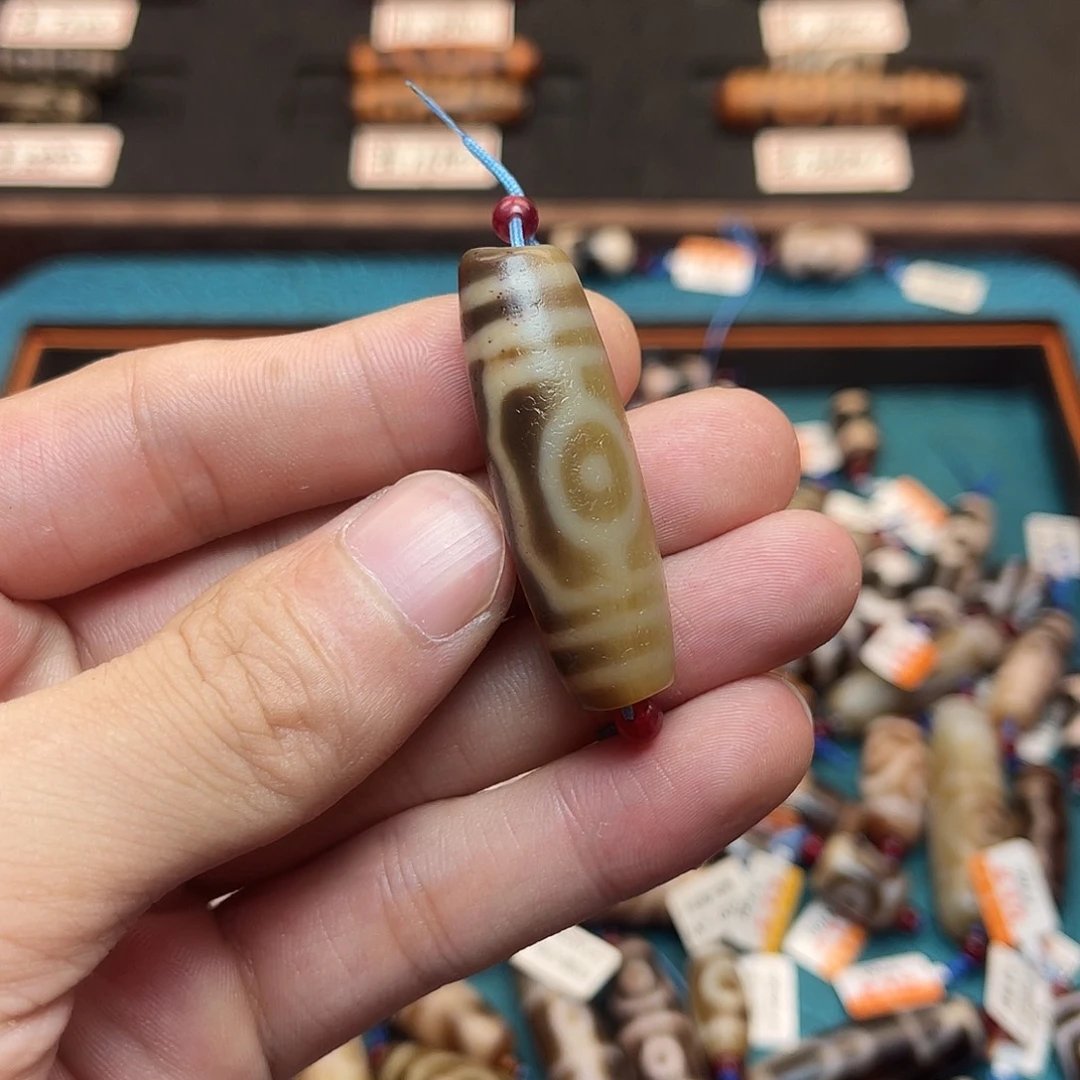 神***雕玛瑙/玉髓未镶嵌珠宝半成品