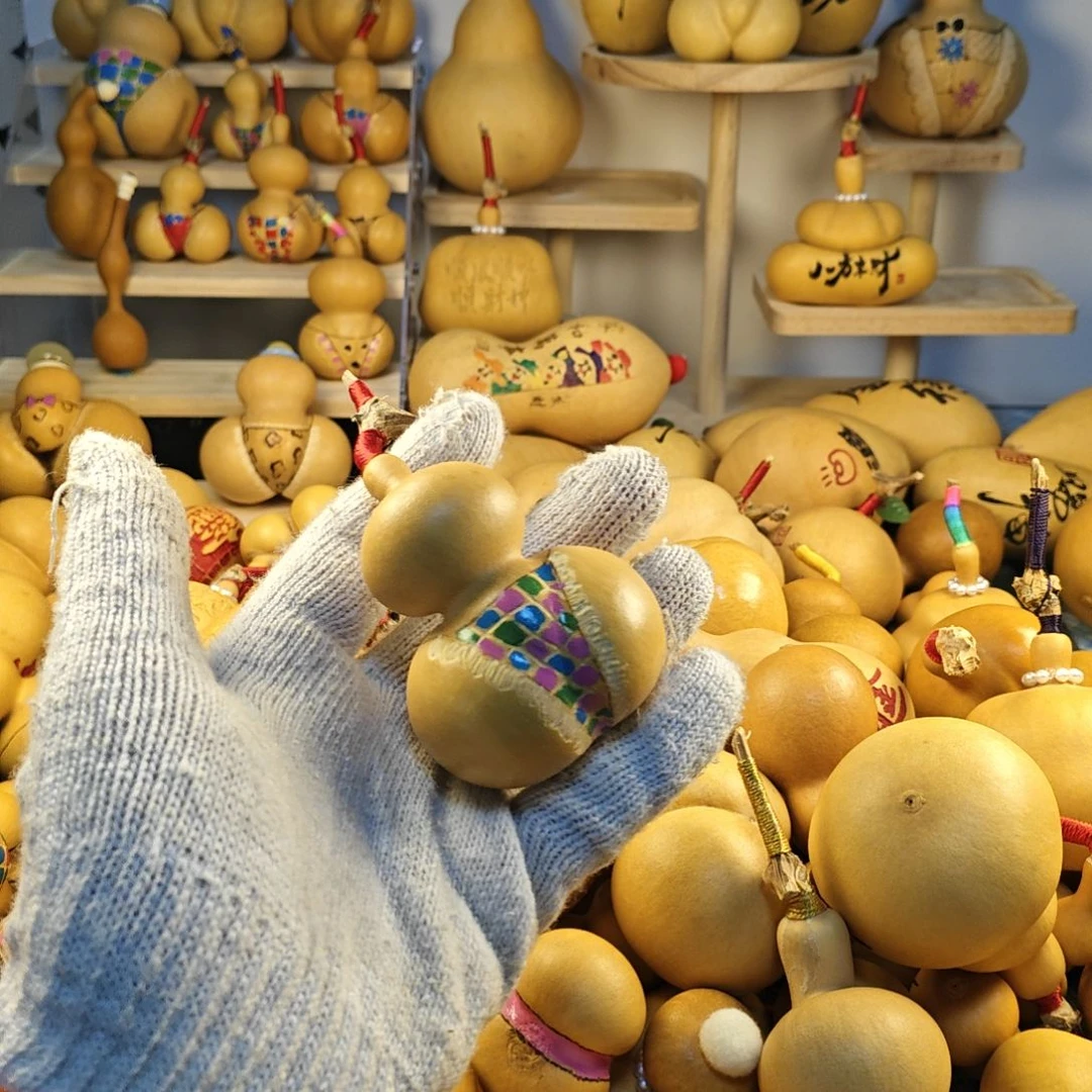 丫***。哈哈哈哈哈哈哈哈哈哈