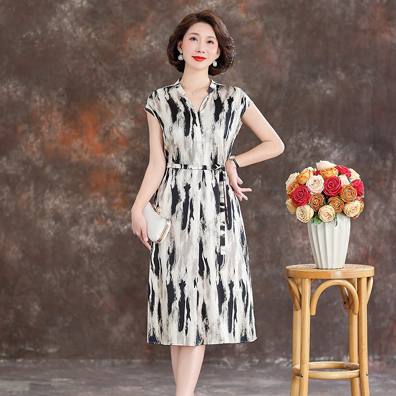 齐黛品牌真丝2025新款连衣裙V领小个子妈妈气质减龄中长款A字裙
