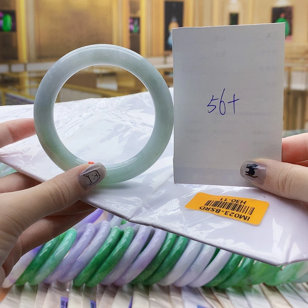 未镶嵌手镯翡翠vhj