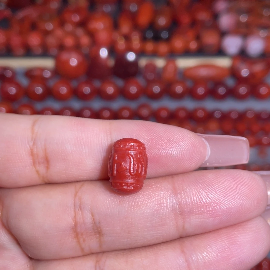 南红玛瑙未镶嵌六字真言