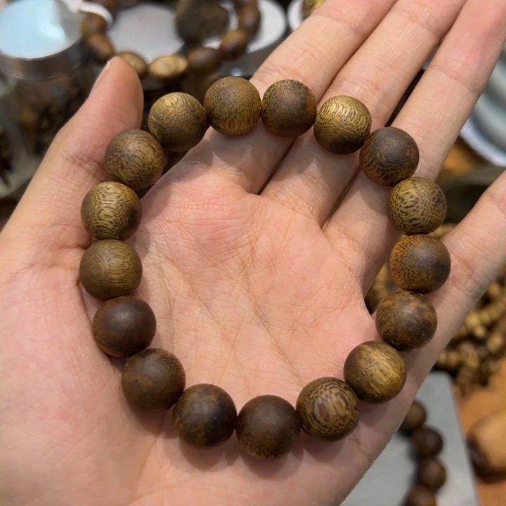 当***G沉香碎屑沉香1.3圆珠