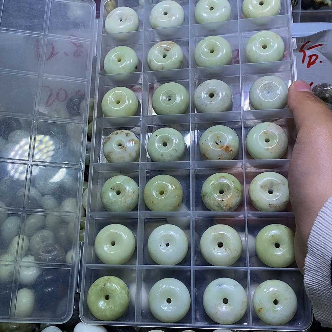 合金蛇纹石玉颈饰251