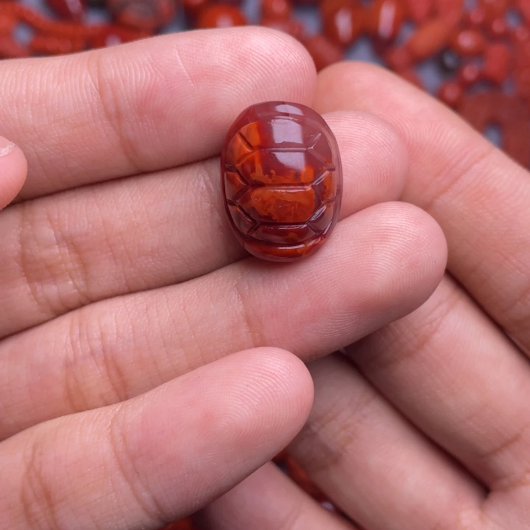 【闪购商品】南红玛瑙天然南红川料精品14.6未镶嵌哆****e