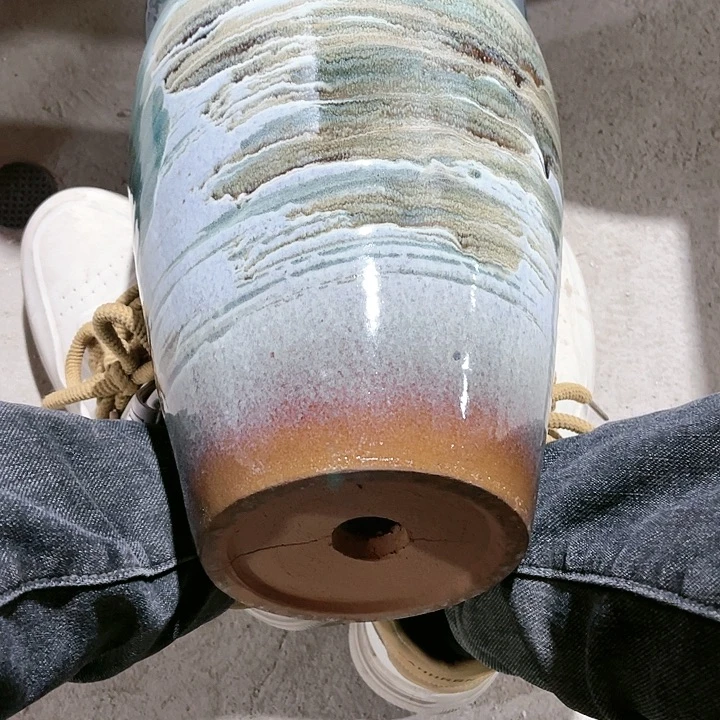 红陶口径20高度31一只瑕疵