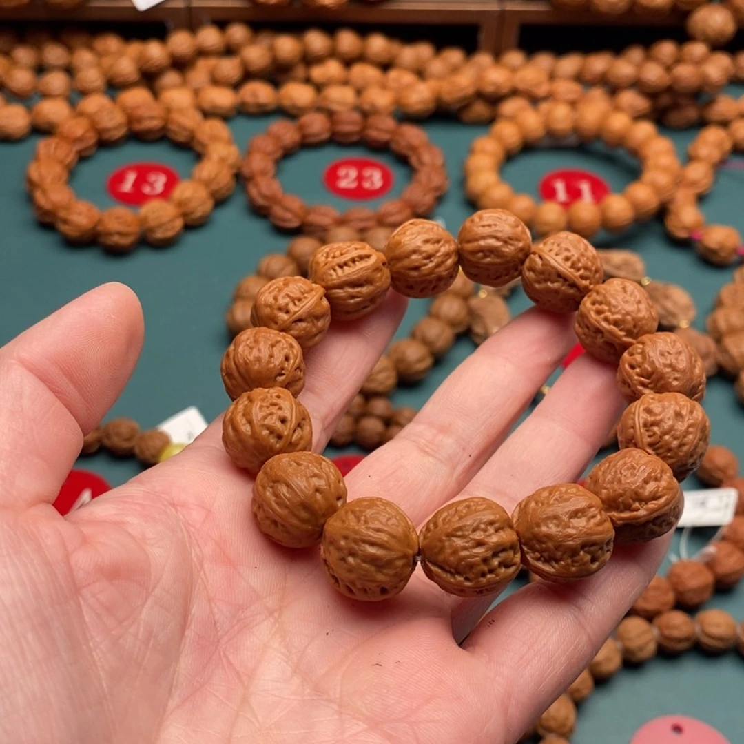文玩核桃手串16尺寸八棱