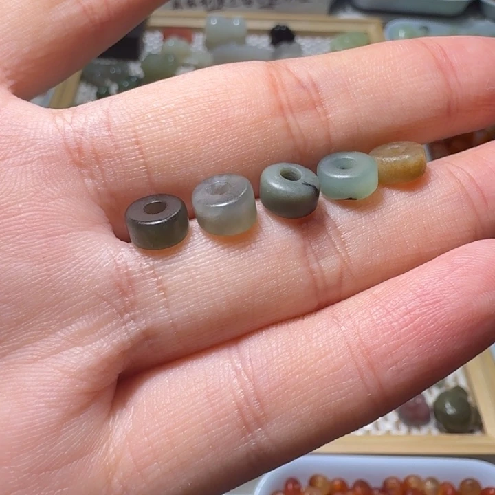 和田玉未镶嵌珠宝半成品