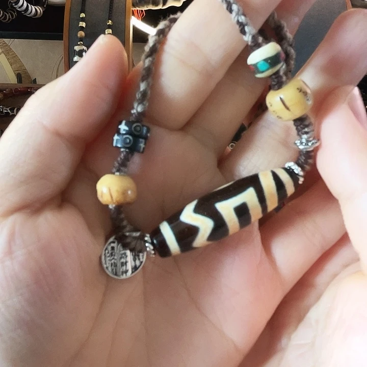 玛瑙/玉髓颈饰未镶嵌合金