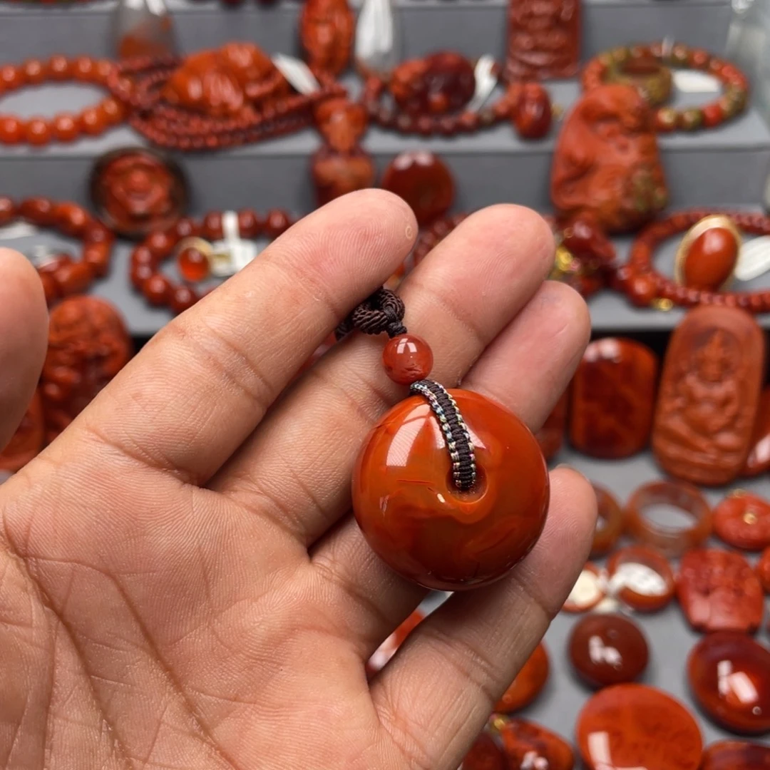 中***梦南红玛瑙未镶嵌珠宝奇石吊坠