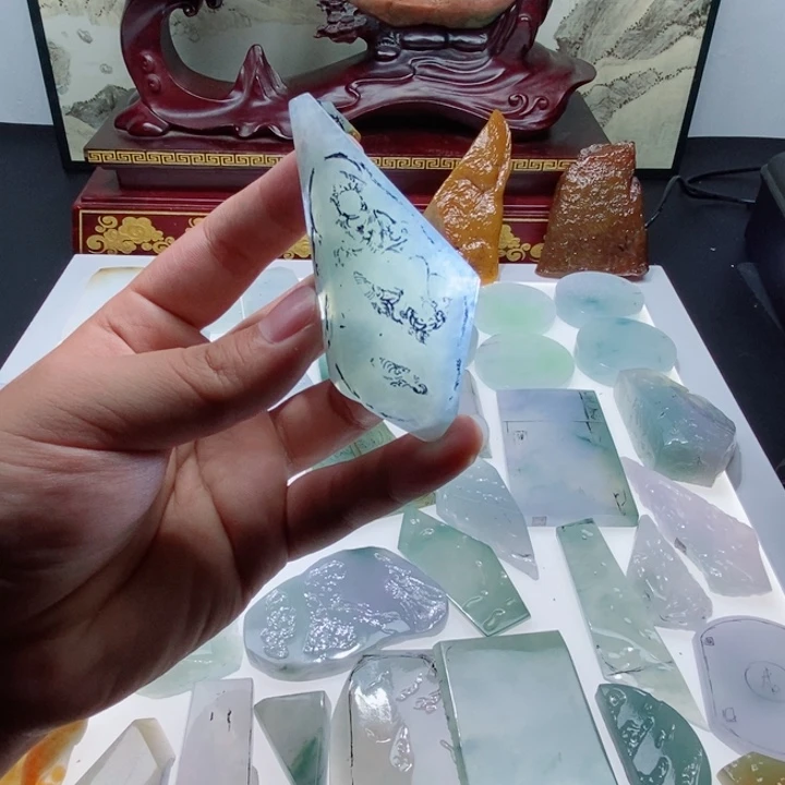 定制翡翠未镶嵌天然翡翠