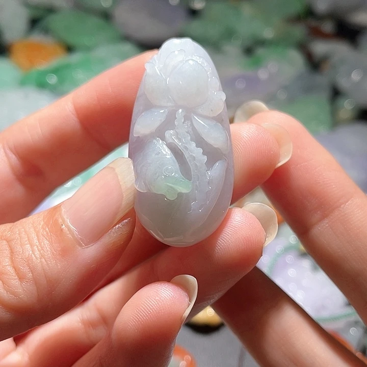 颈饰未镶嵌翡翠天