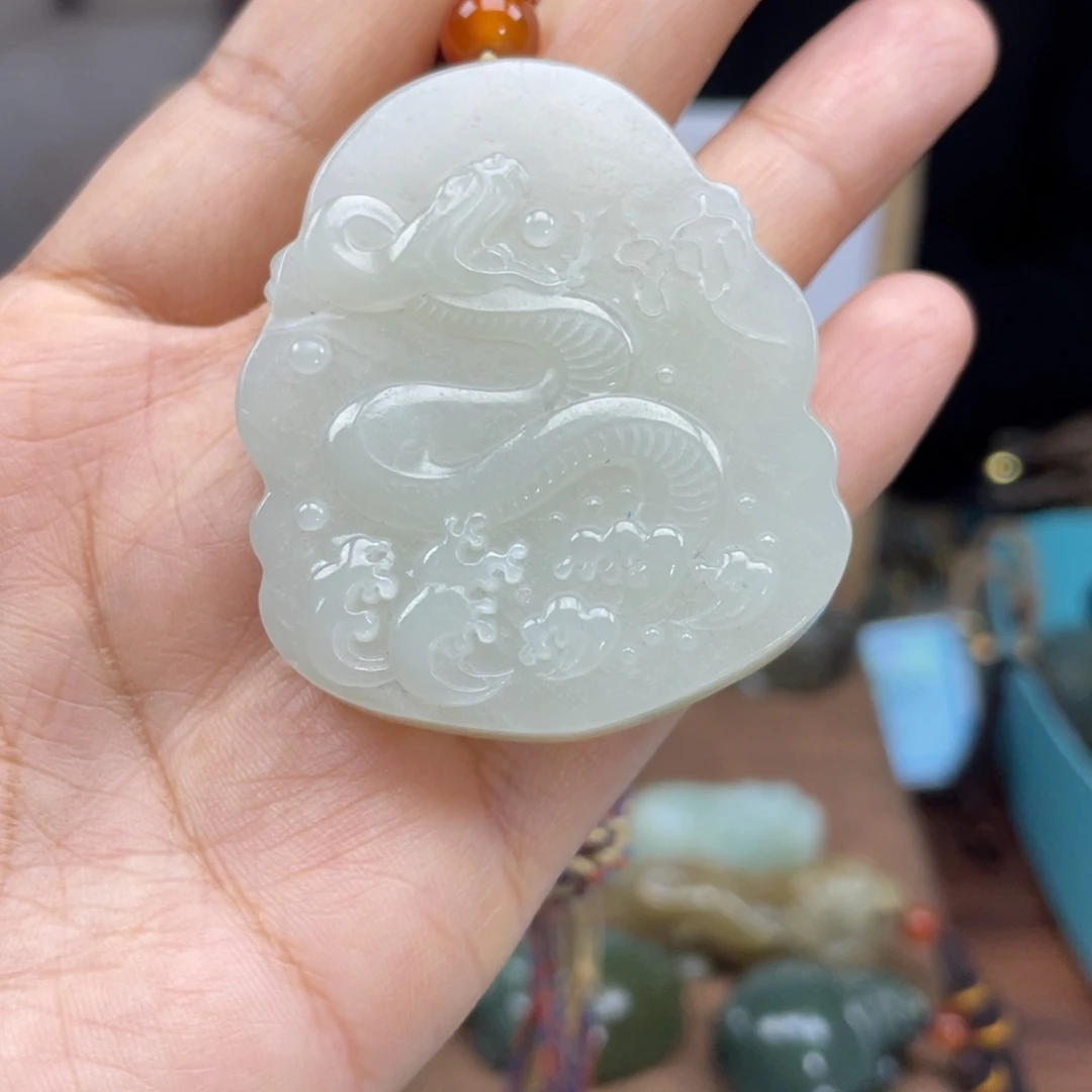 和田玉颈饰未镶嵌