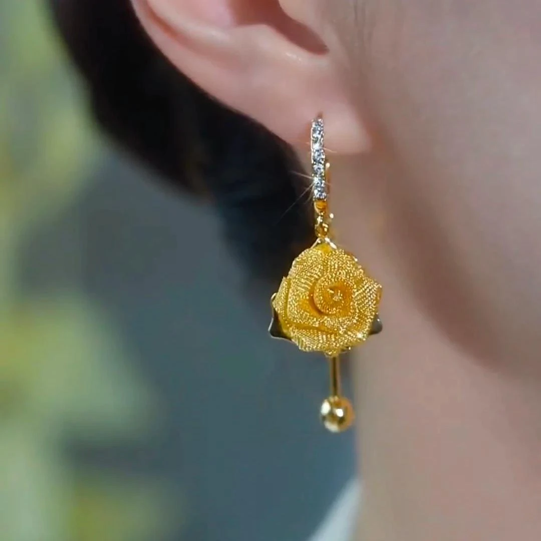 金色玫瑰花耳扣女个性时尚高级感甜美精致耳环轻奢百搭高级潮耳饰