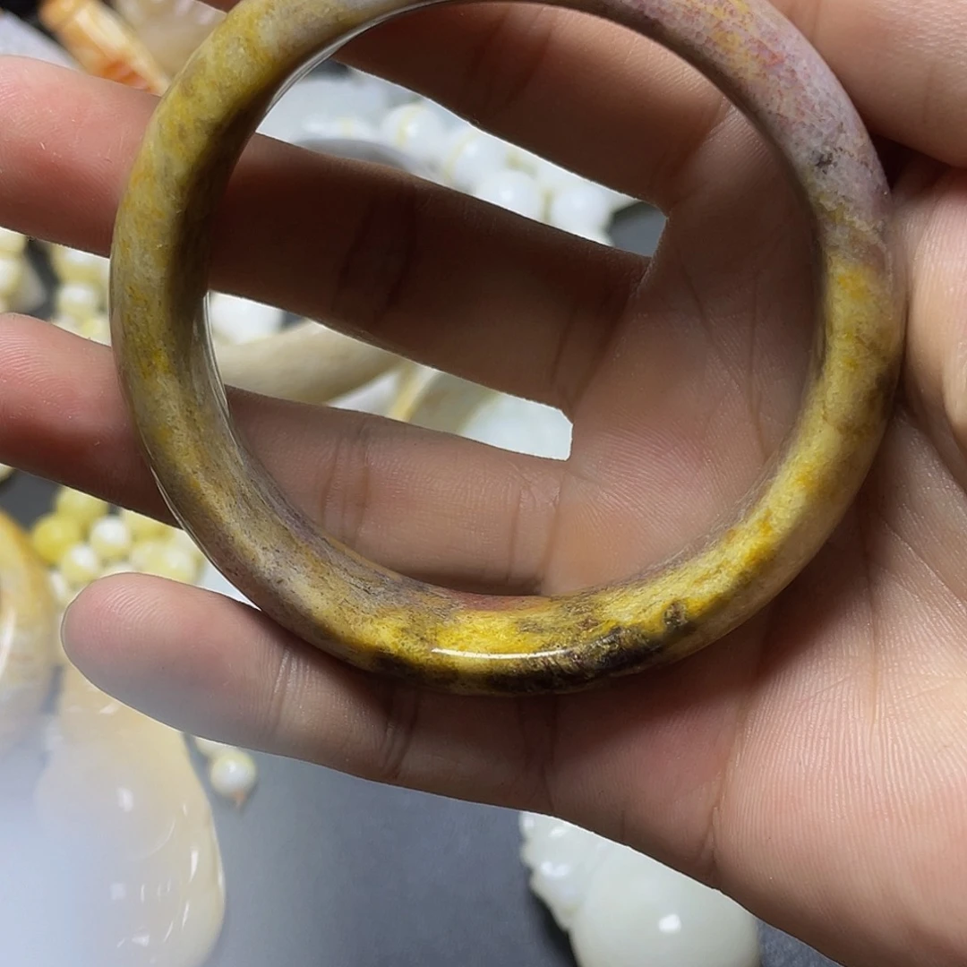 砖雕A**忧卡里还有一两的