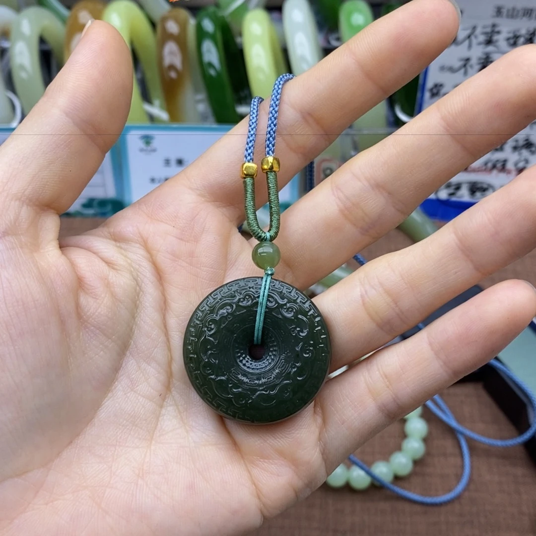未镶嵌和田玉挂件