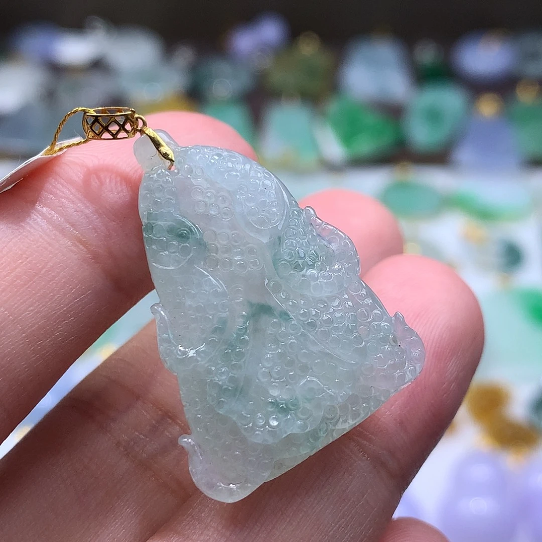 翡翠未镶嵌颈饰翡翠