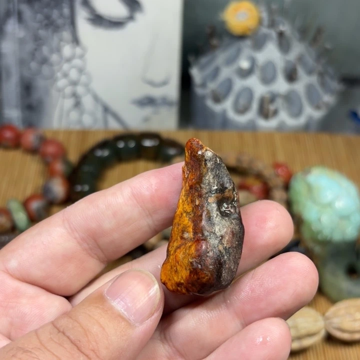 じ***~岫岩河磨玉（透闪石质玉）未镶嵌颈饰