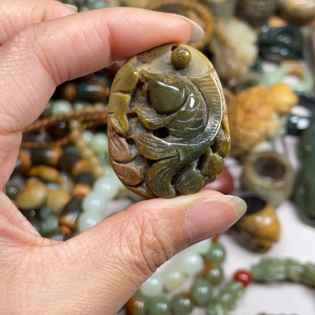 【闪购商品】岫岩河磨玉（透闪石质玉）未镶嵌挂件