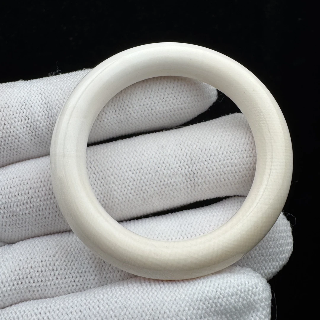 E4117天然猛犸牙 手扣36*50*8mm 支持鉴定 假一罚四