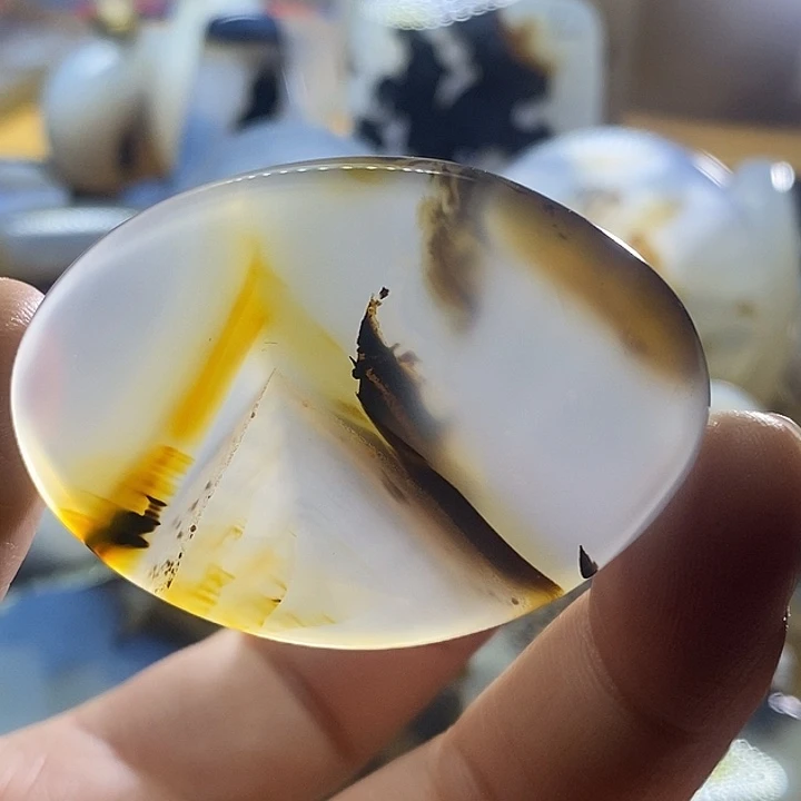 未镶嵌颈饰玛瑙/玉髓