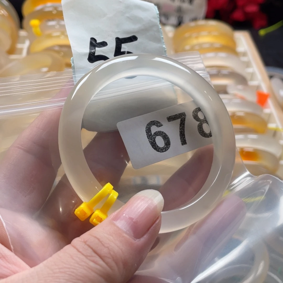 玛瑙/玉髓未镶嵌手镯