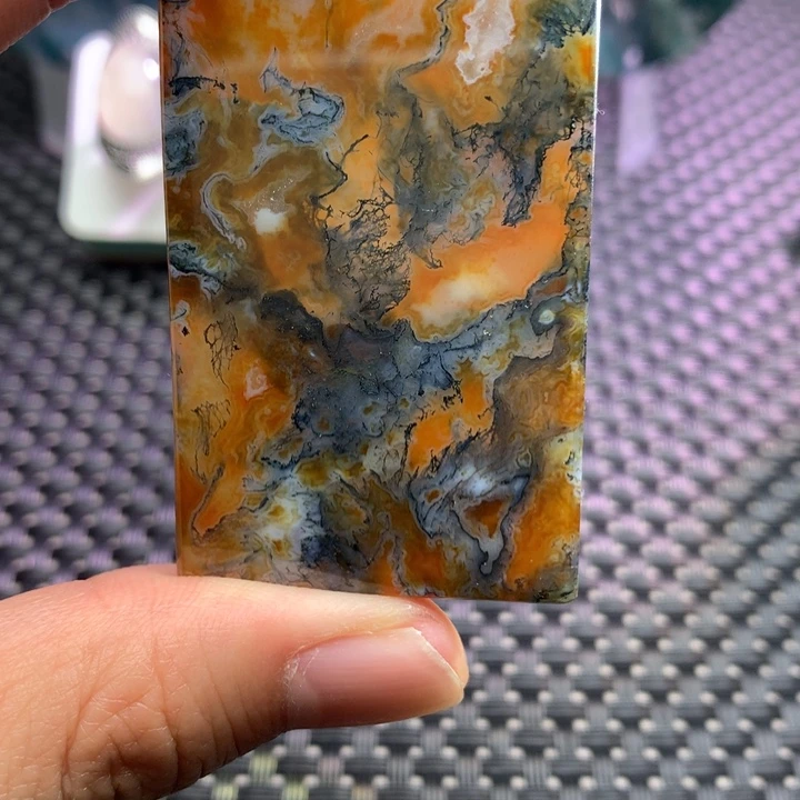 上***守玛瑙/玉髓未镶嵌颈饰