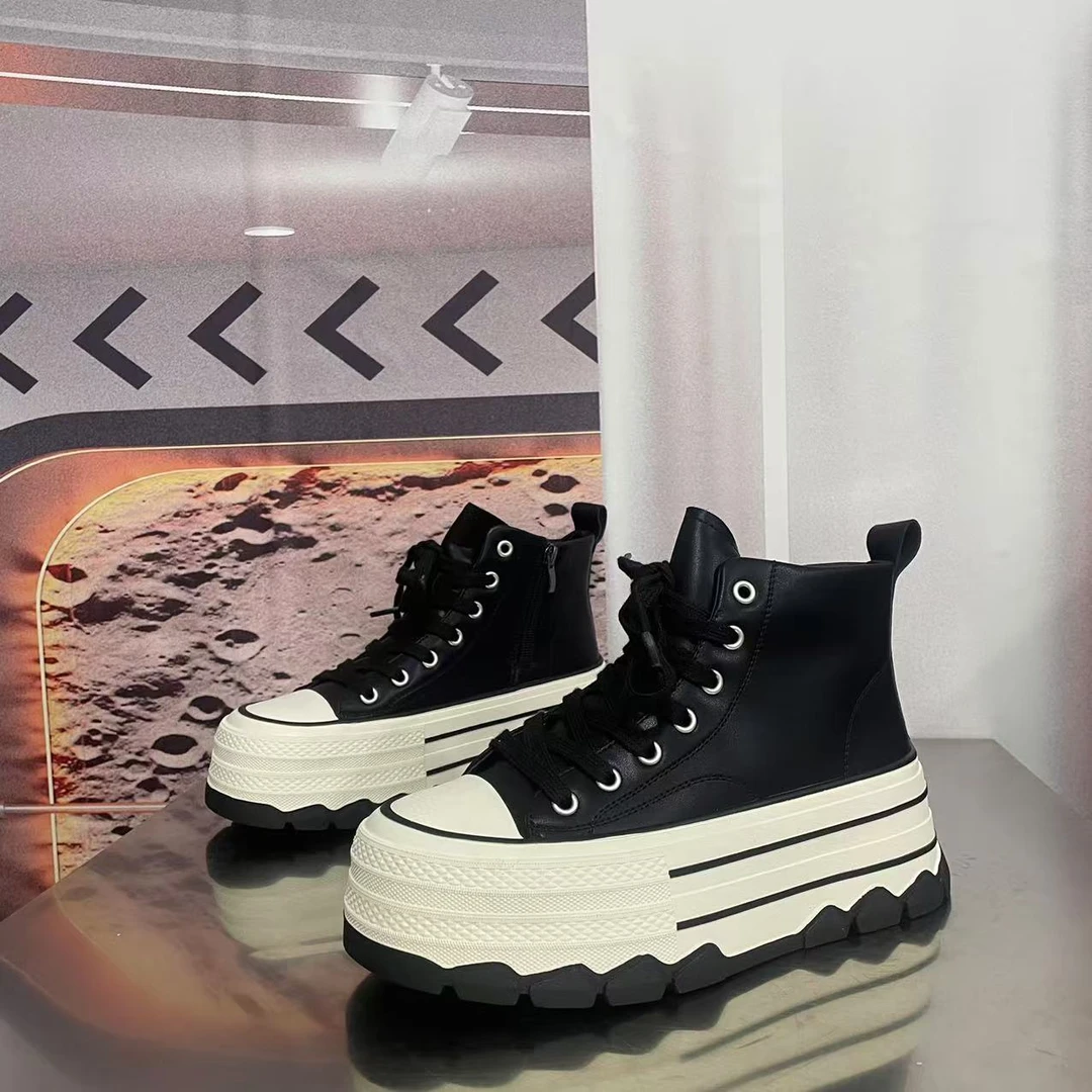 2561-1四季新款2025圆头系带韩版简约休闲板鞋潮流百搭红色时尚