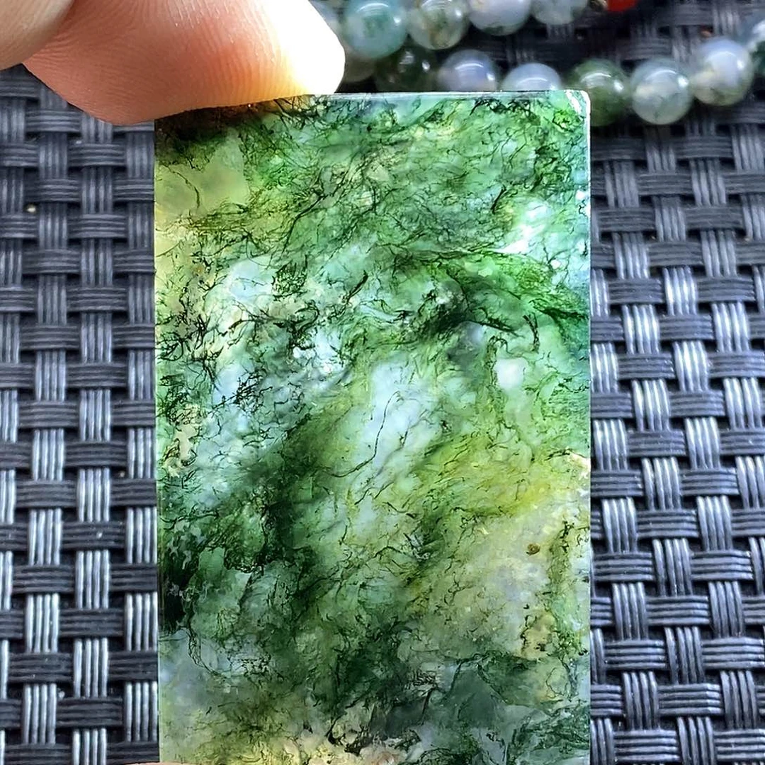 未镶嵌颈饰玛瑙/玉髓吃*