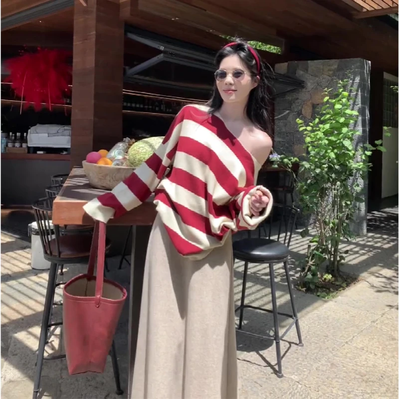 2025早秋新款女韩系穿搭露肩修身长袖条纹针织上衣高腰显瘦半身裙