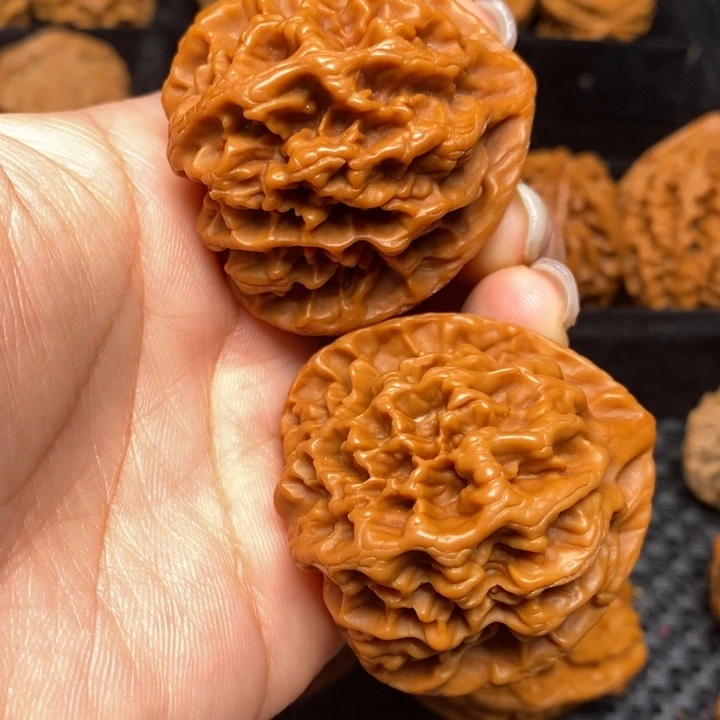 秦岭野生文玩核桃90