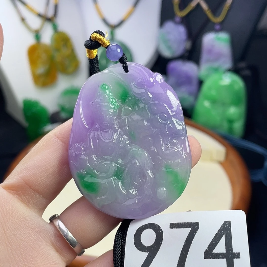 翡翠未镶嵌吊坠(赠链)