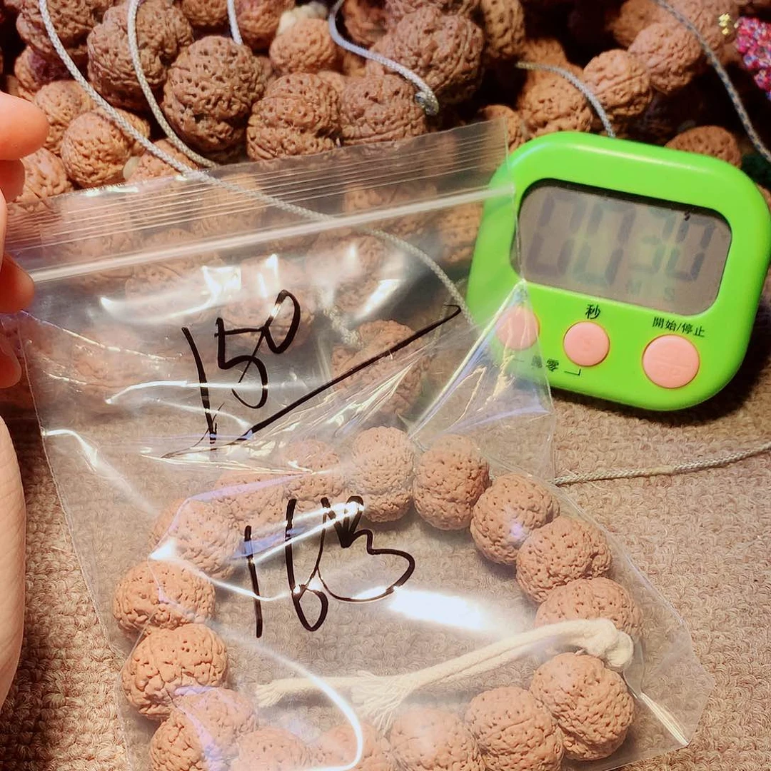 梦***。金刚菩提吊坠16/-/——//