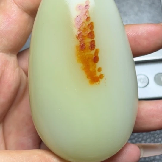 和田玉未镶嵌珠宝奇石