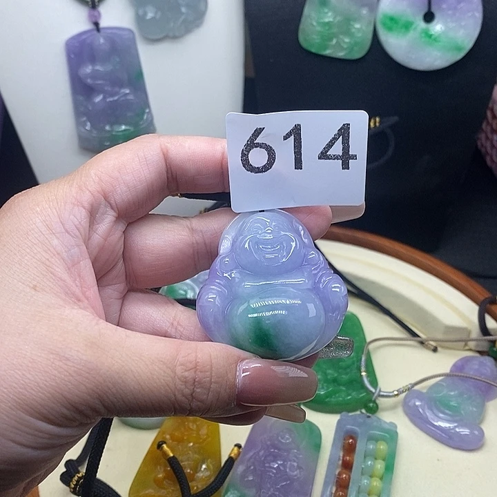 翡翠未镶嵌吊坠(赠链)