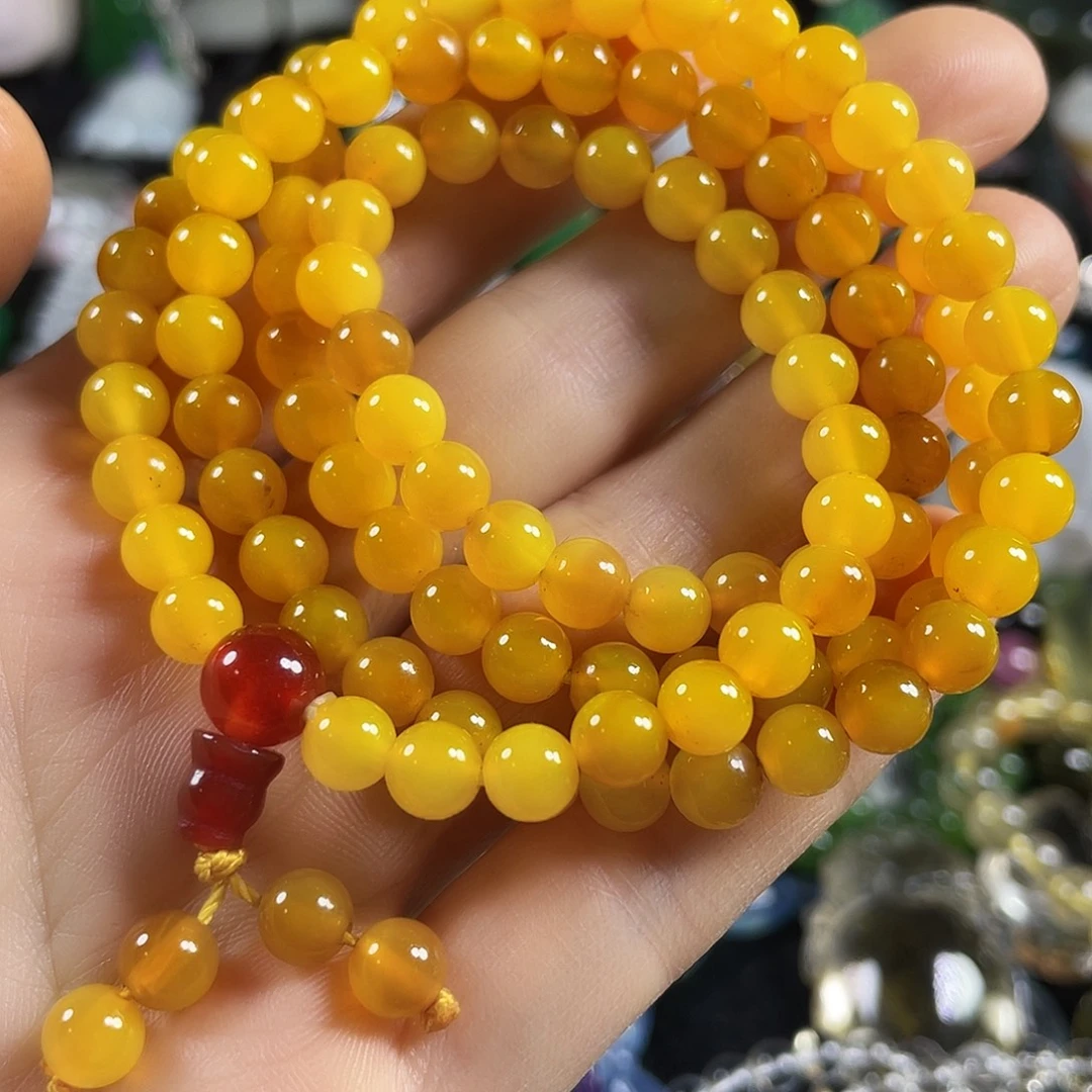 石英质玉（金丝玉）未镶嵌颈饰