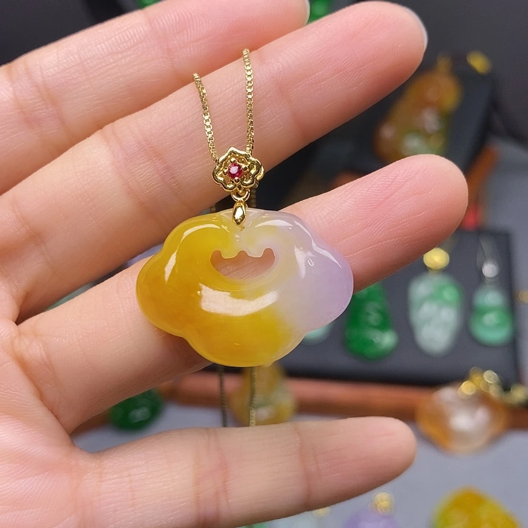 吊坠(赠链)未镶嵌翡翠