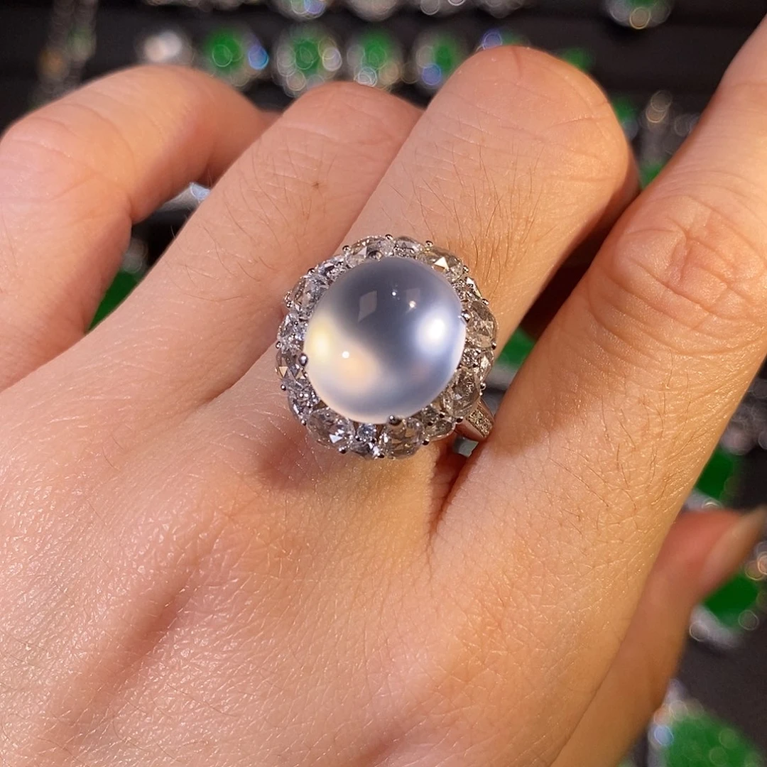 翡翠18K金镶嵌吊坠(不含链)蛋面戒指