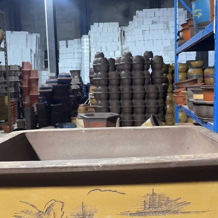 新品52黄色马槽花盆